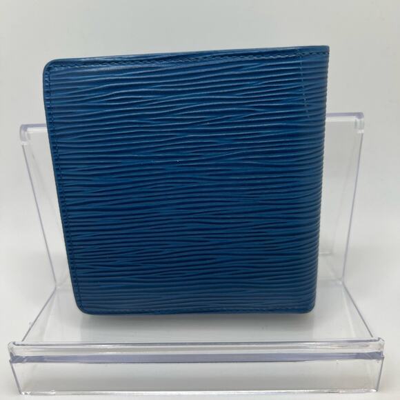 Louis Vuitton Blue Epi Bifold Wallet - Picture 2 of 8